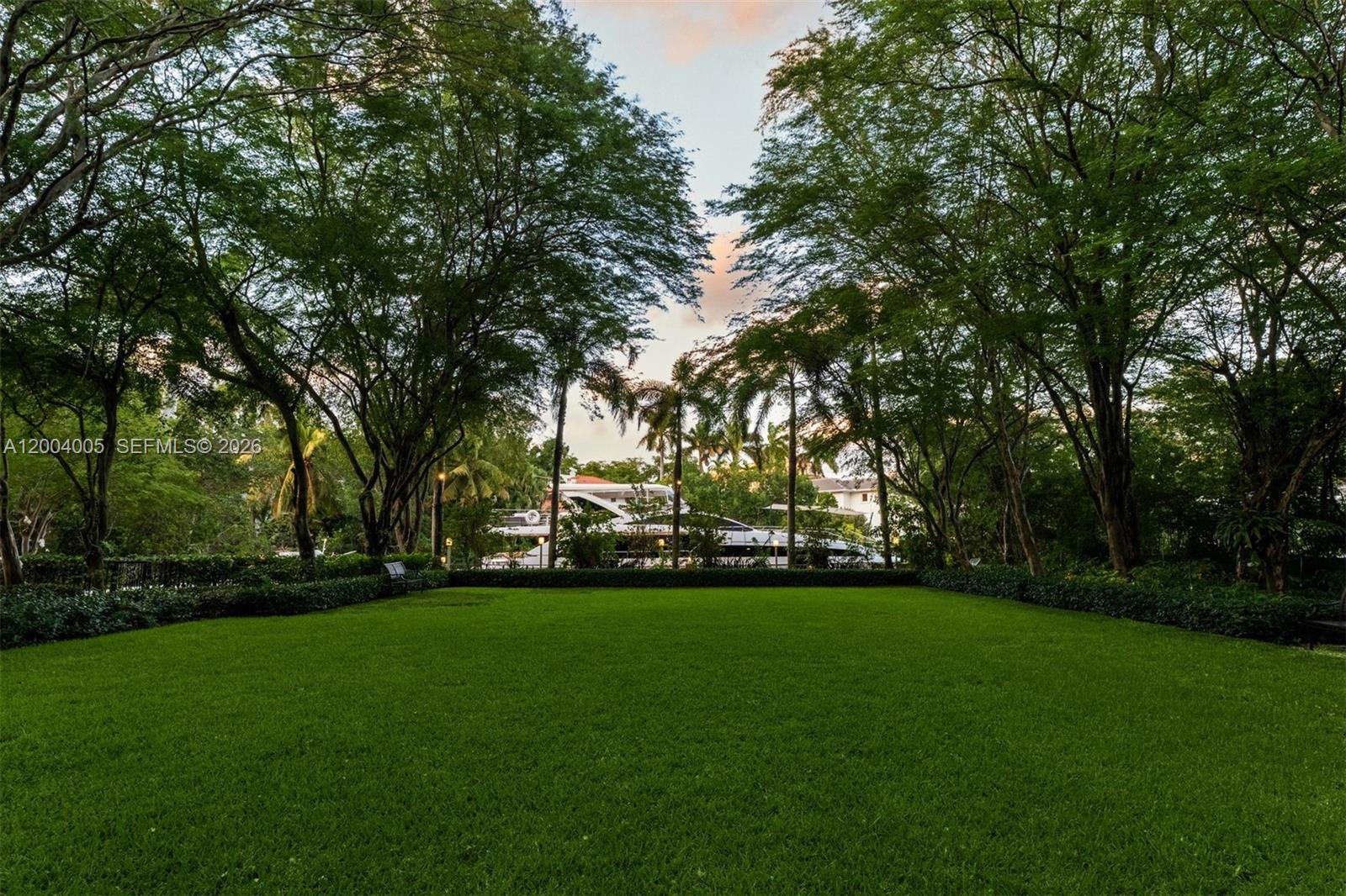 255 Cocoplum Rd, Coral Gables FL 33143