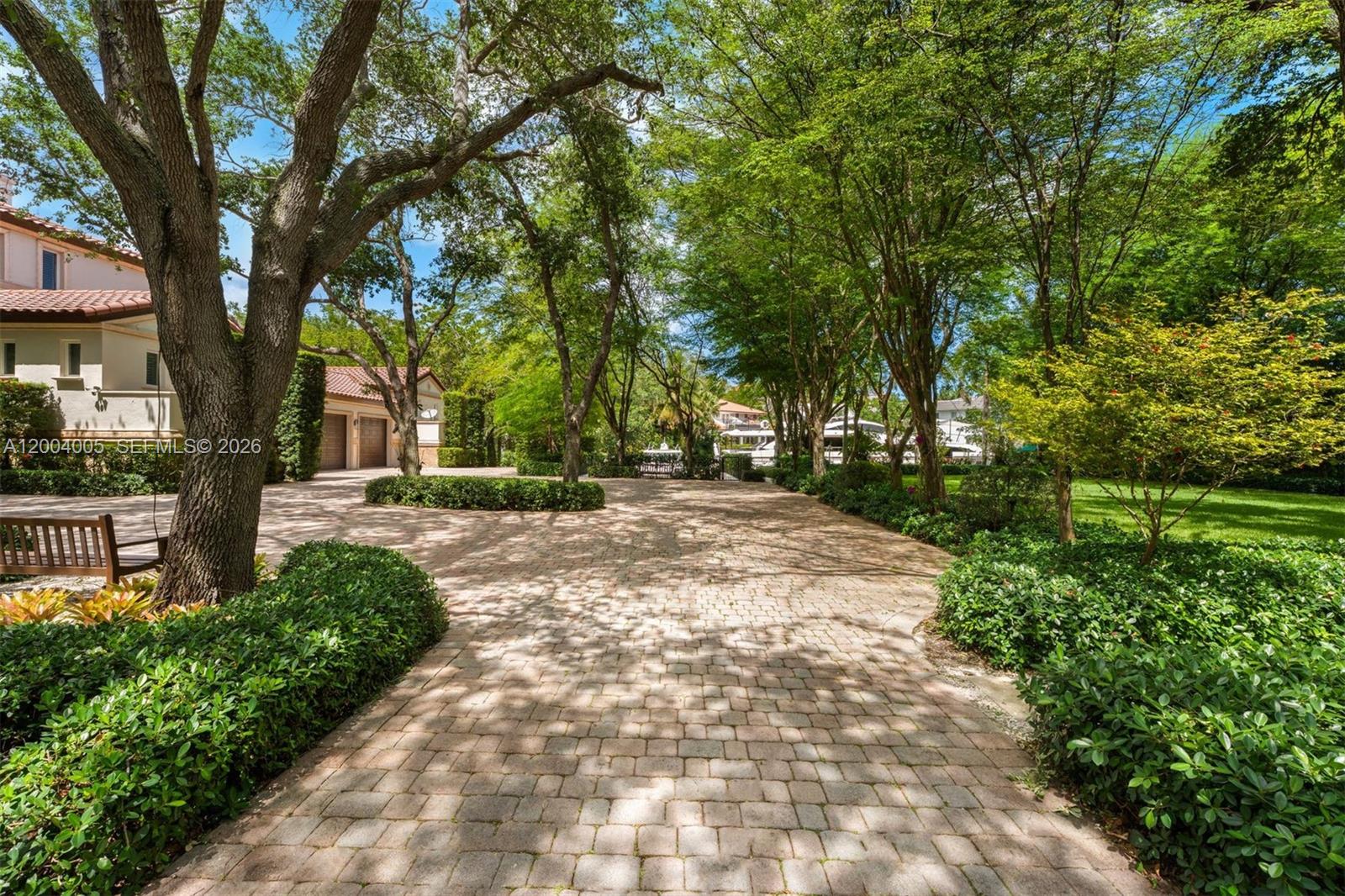 255 Cocoplum Rd, Coral Gables FL 33143