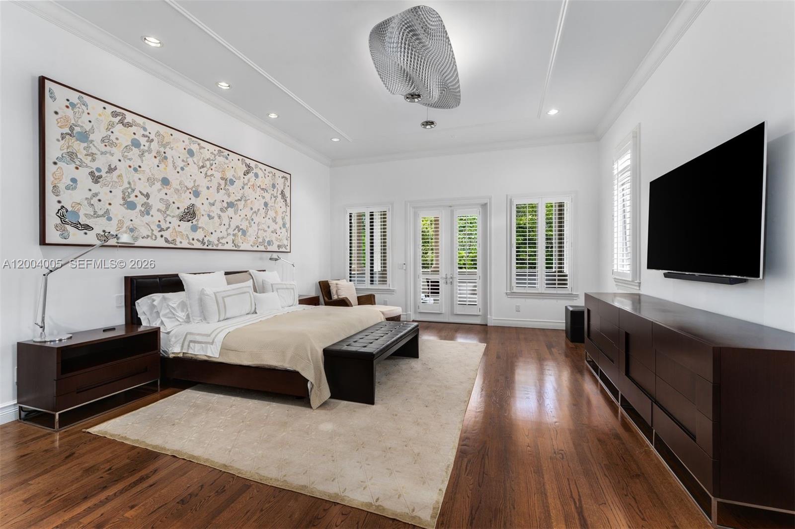 255 Cocoplum Rd, Coral Gables FL 33143
