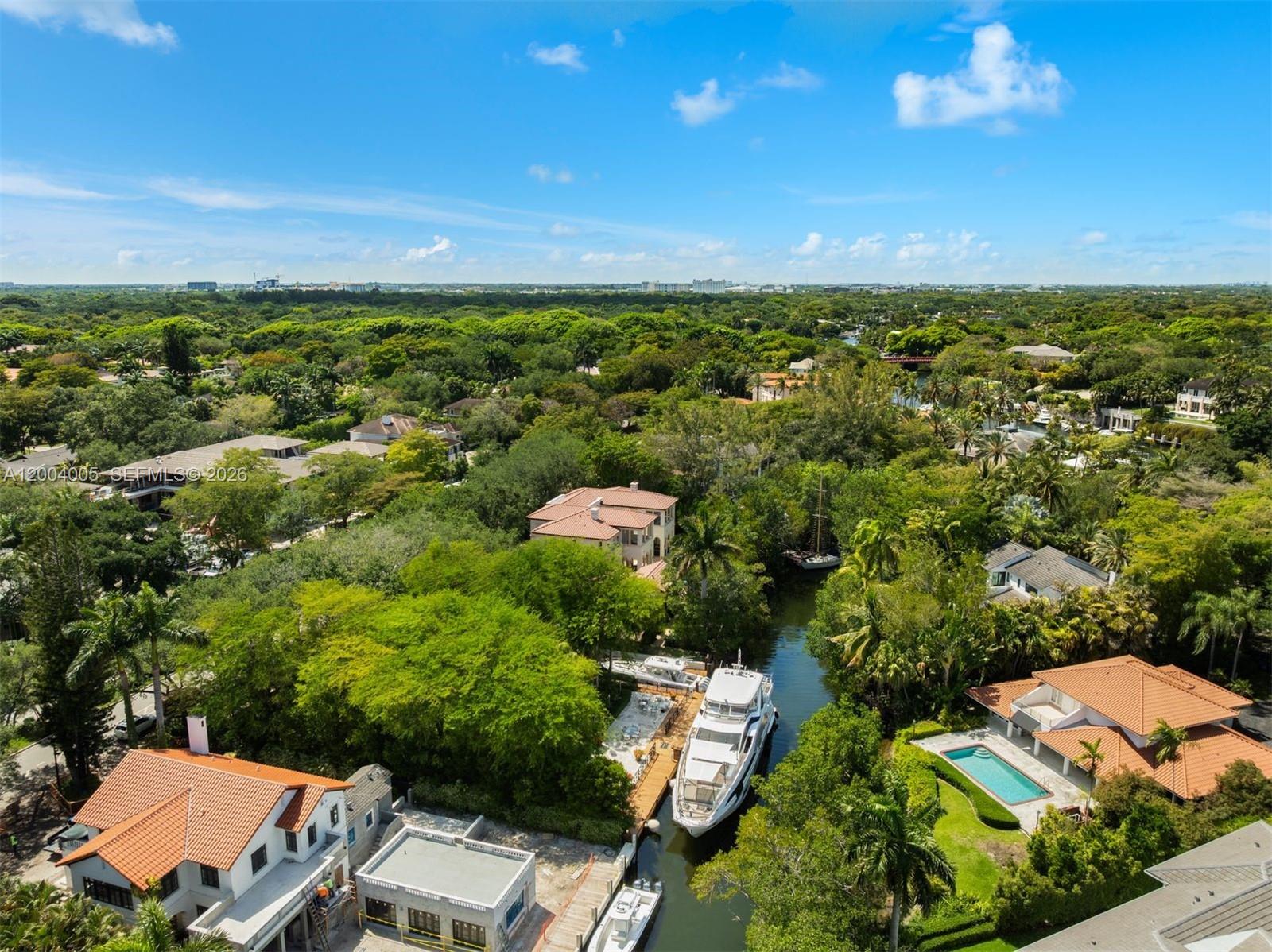 255 Cocoplum Rd, Coral Gables FL 33143