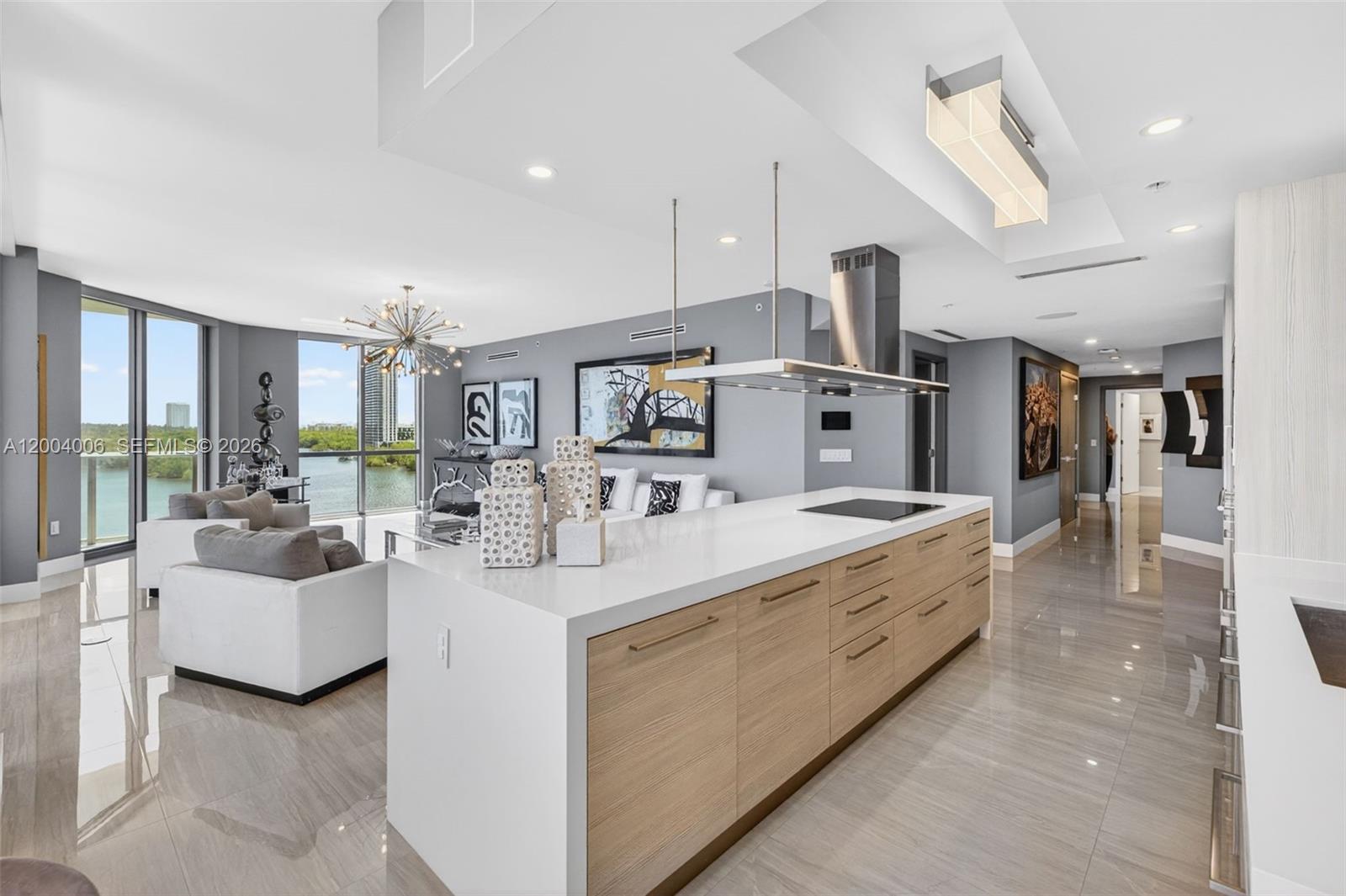 17111 Biscayne Blvd #710, North Miami Beach FL 33160