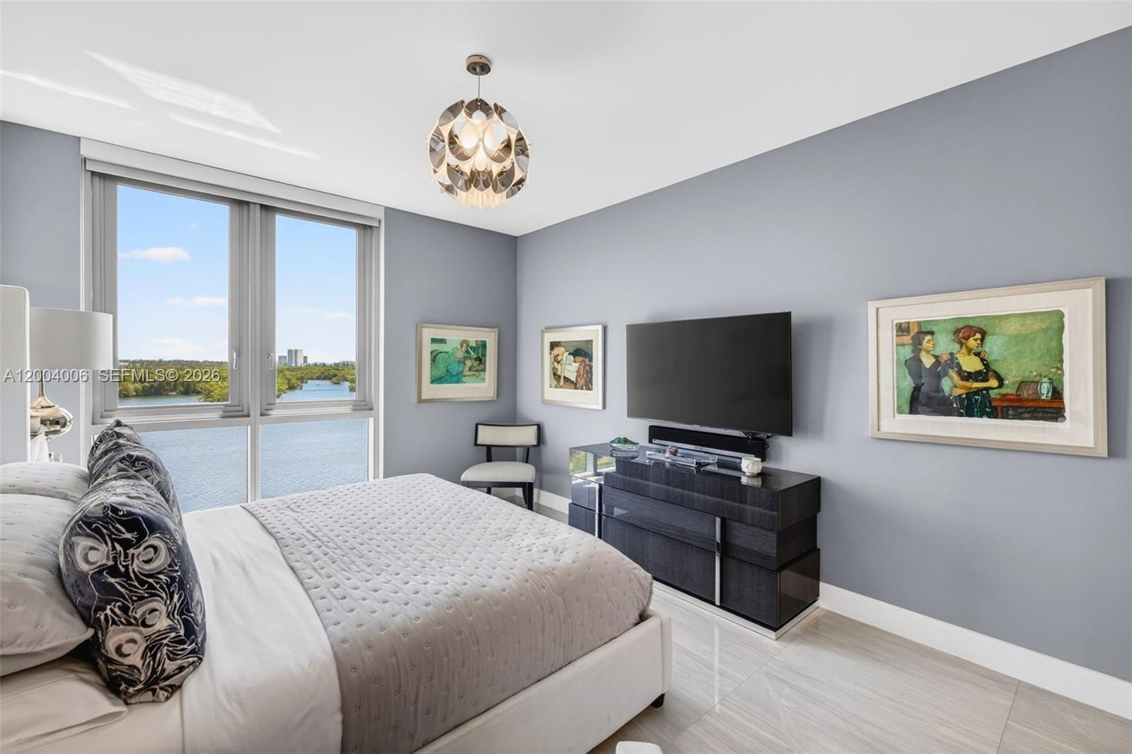 17111 Biscayne Blvd #710, North Miami Beach FL 33160