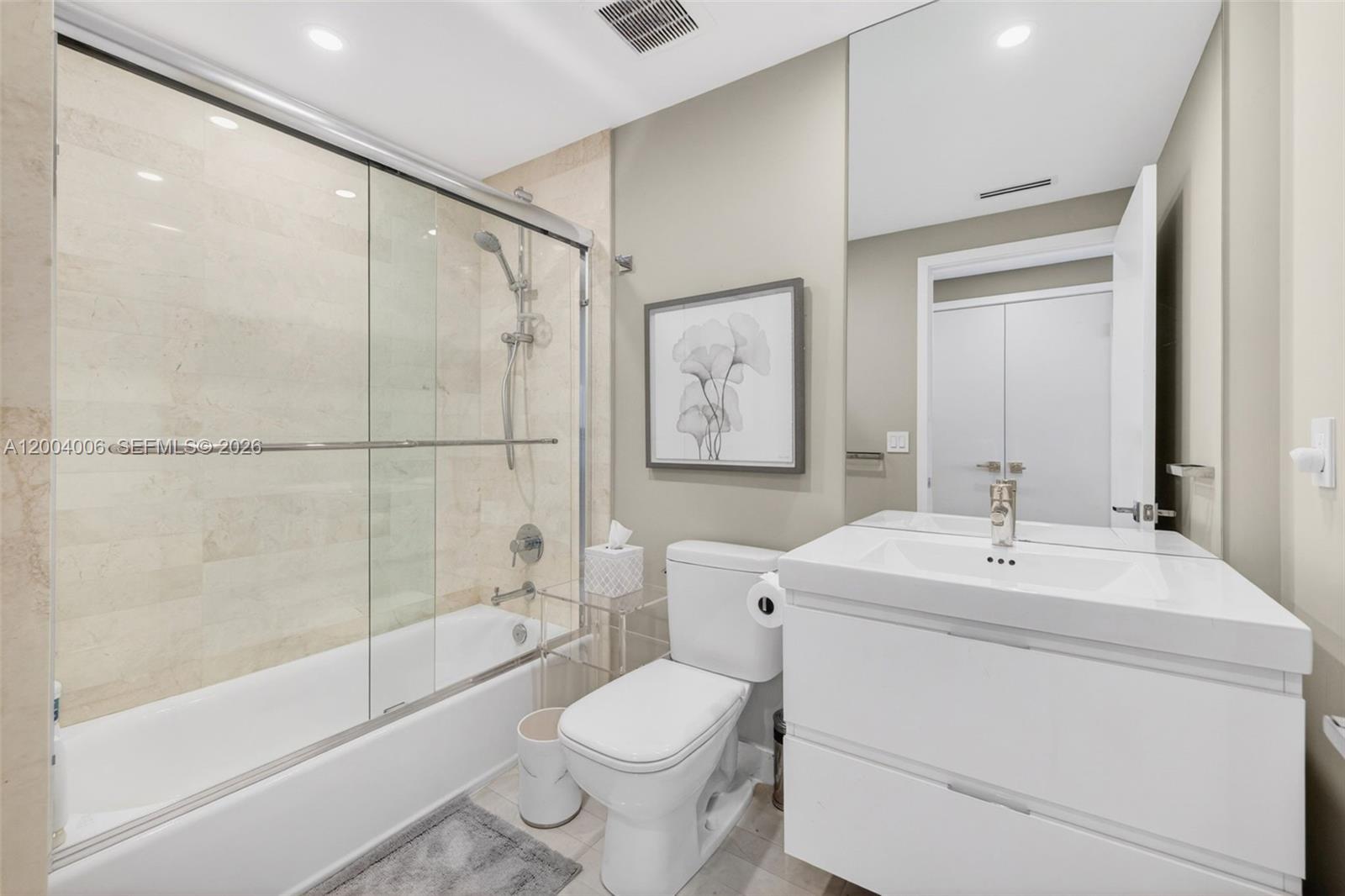 17111 Biscayne Blvd #710, North Miami Beach FL 33160