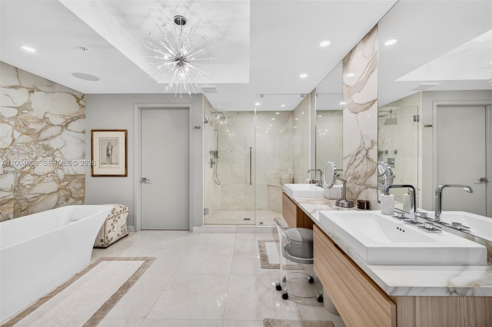 17111 Biscayne Blvd #710, North Miami Beach FL 33160