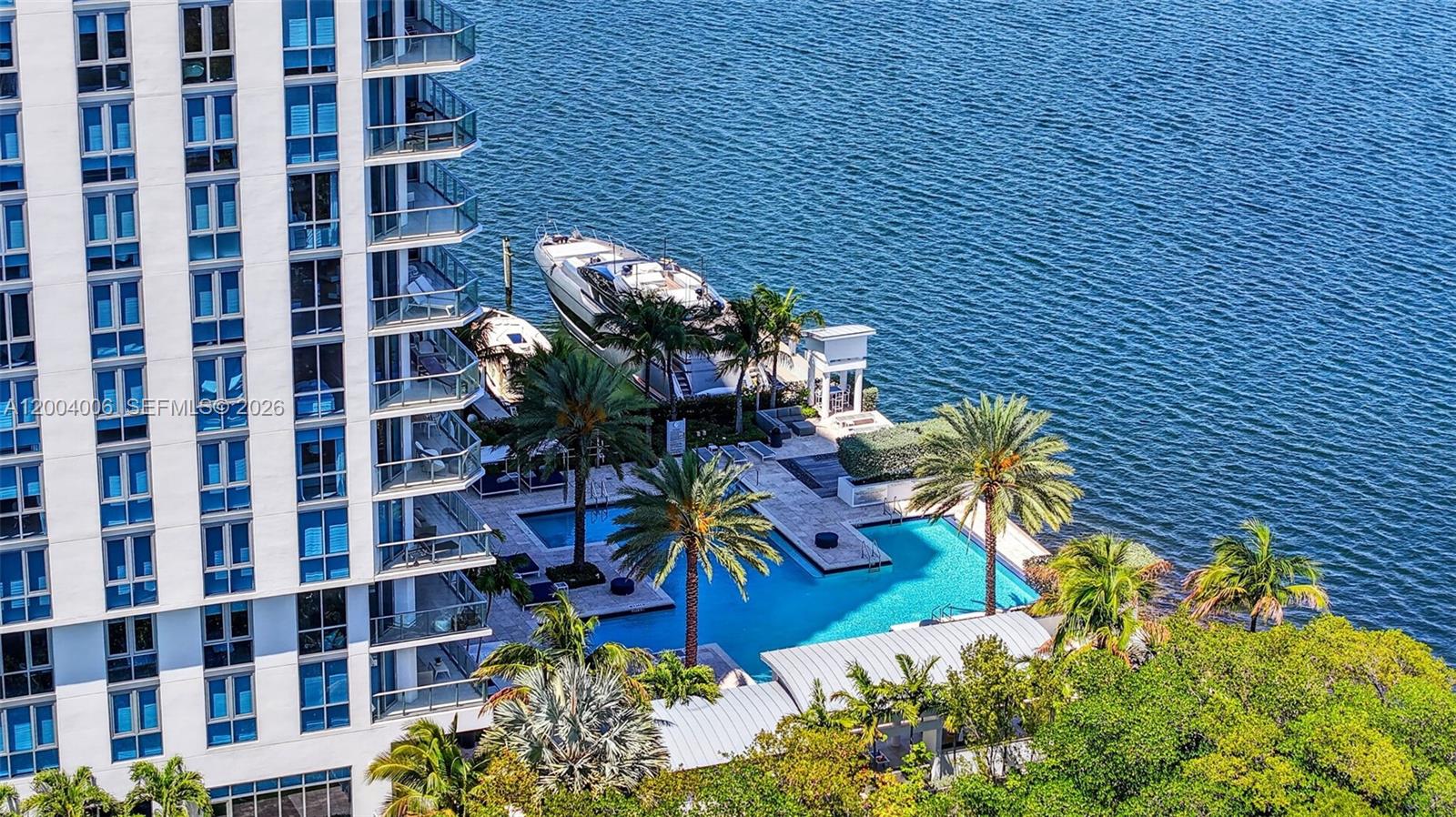 17111 Biscayne Blvd #710, North Miami Beach FL 33160