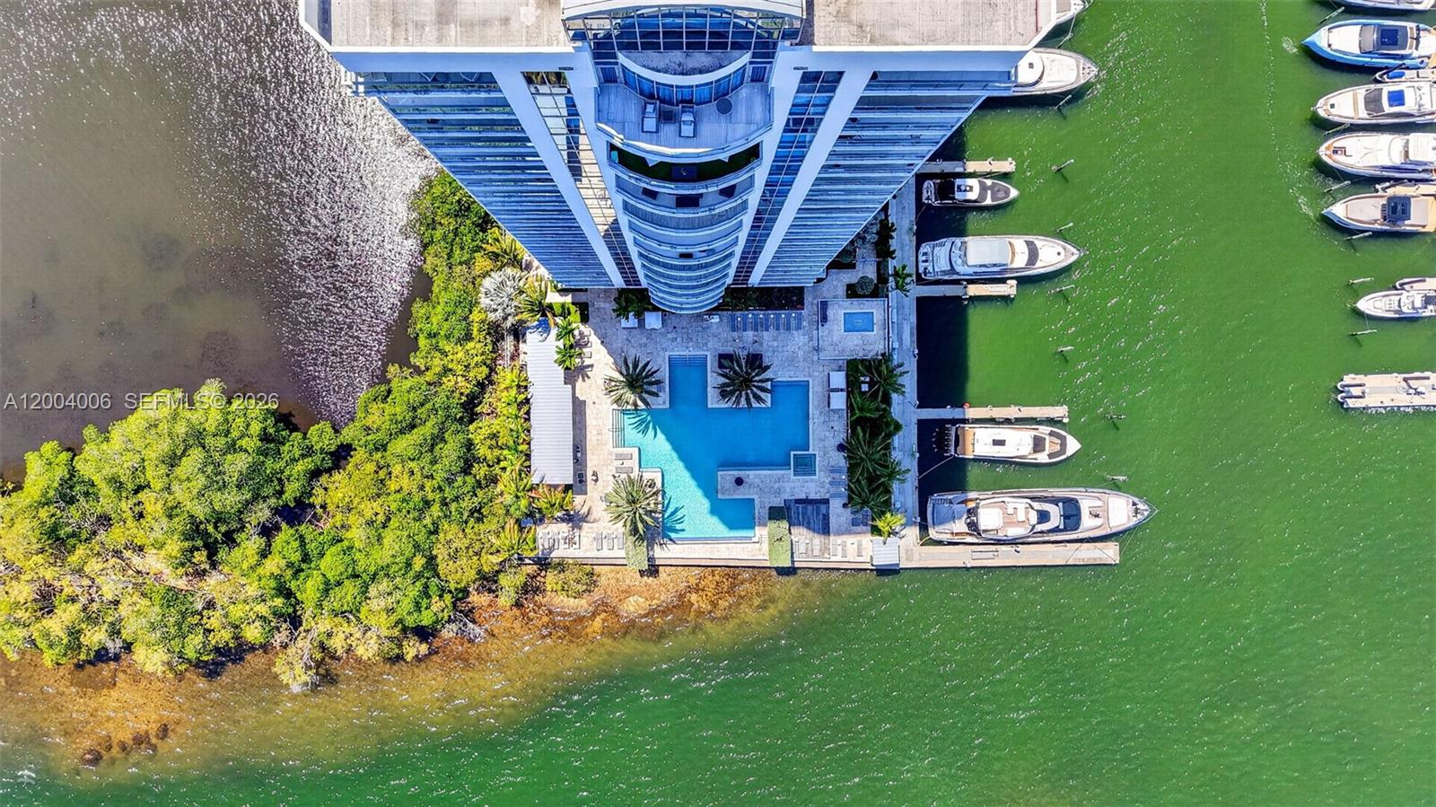 17111 Biscayne Blvd #710, North Miami Beach FL 33160