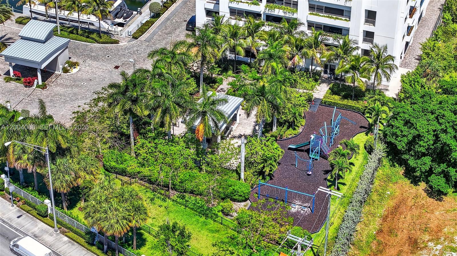 17111 Biscayne Blvd #710, North Miami Beach FL 33160
