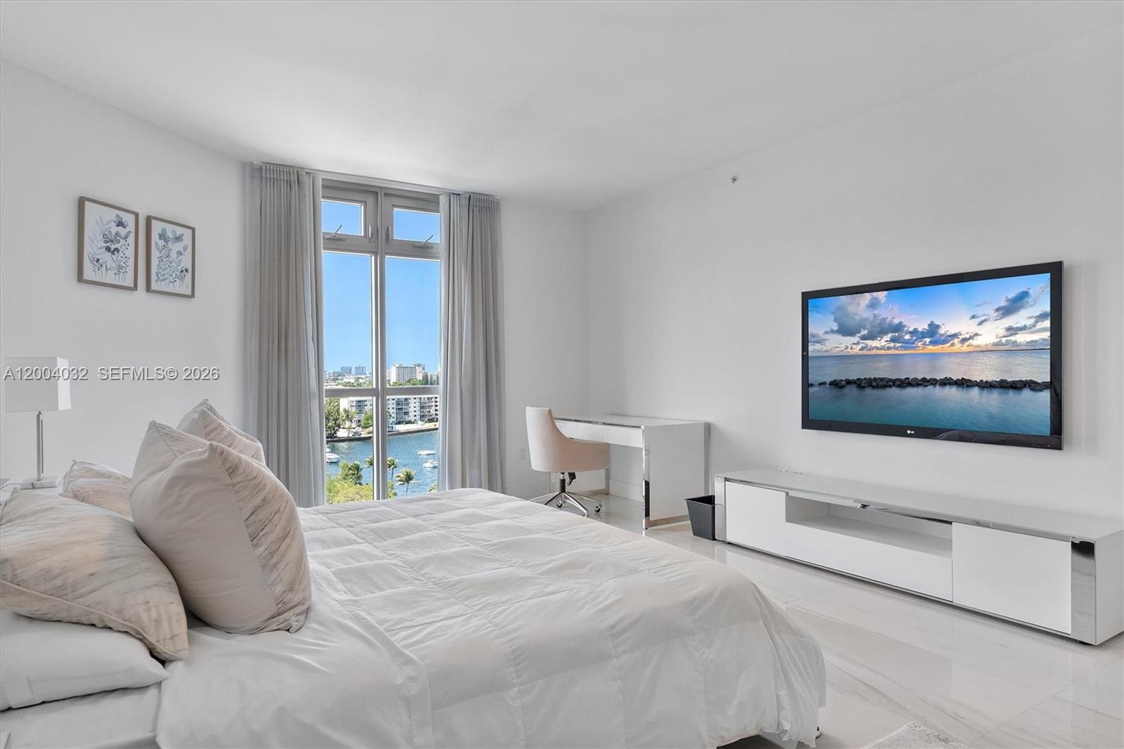 17301 Biscayne Blvd #1010, North Miami Beach FL 33160