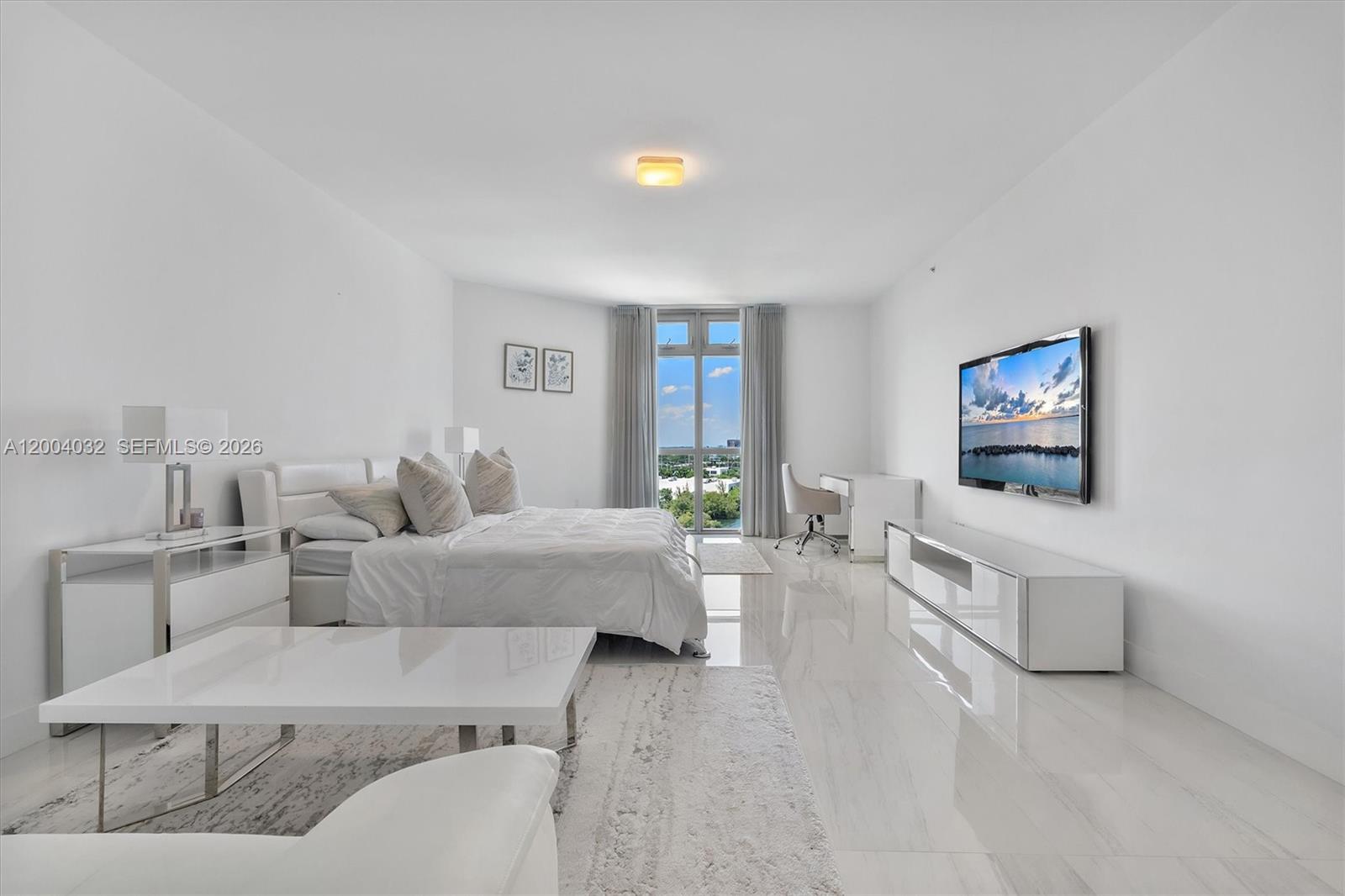 17301 Biscayne Blvd #1010, North Miami Beach FL 33160