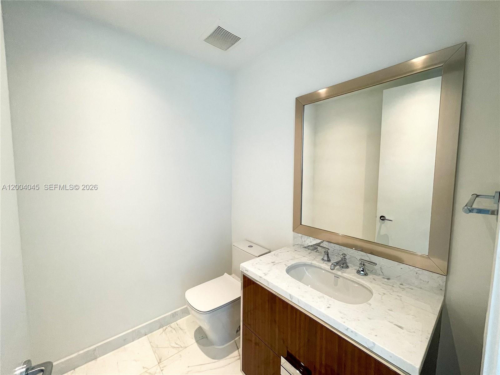 15701 Collins Ave #1205, Sunny Isles Beach FL 33160