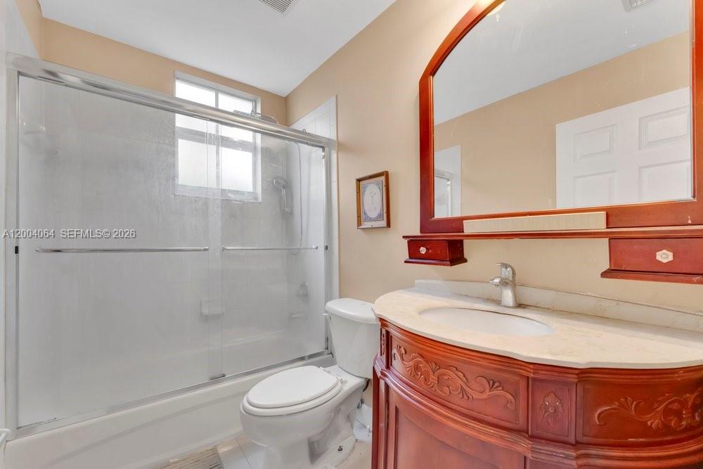 15465 SW 117th St, Miami FL 33196