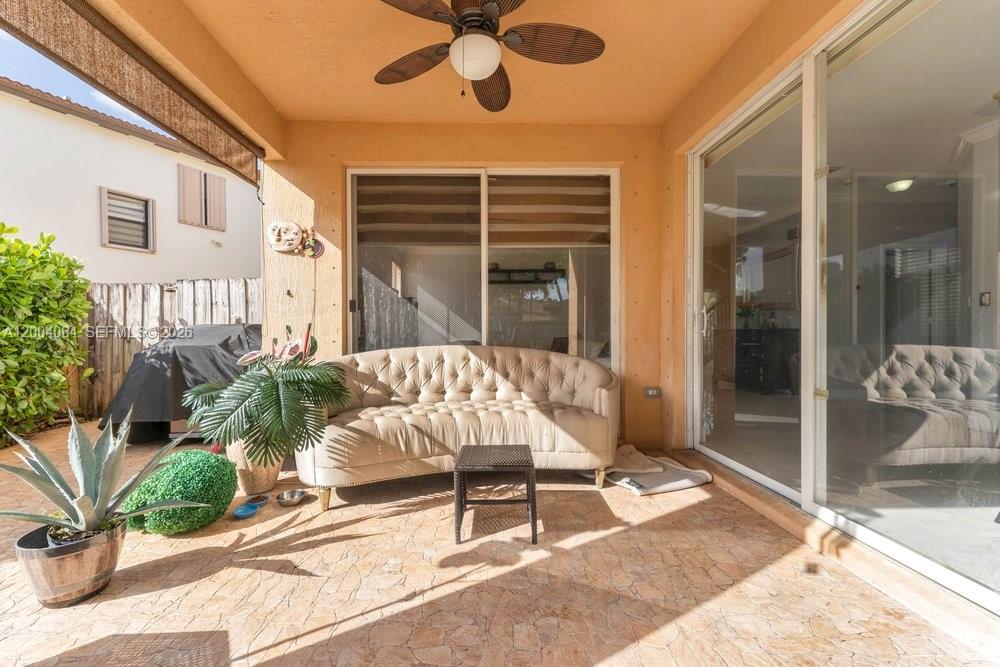 15465 SW 117th St, Miami FL 33196