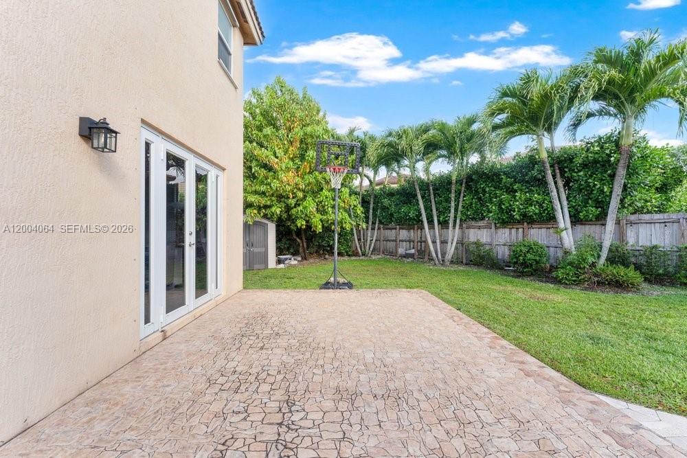 15465 SW 117th St, Miami FL 33196