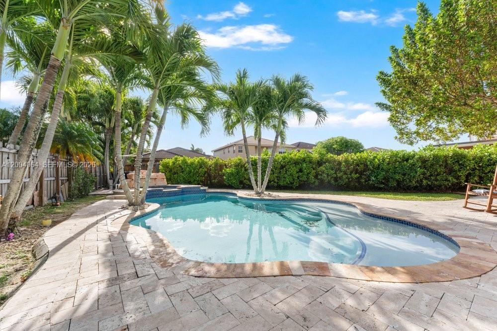 15465 SW 117th St, Miami FL 33196