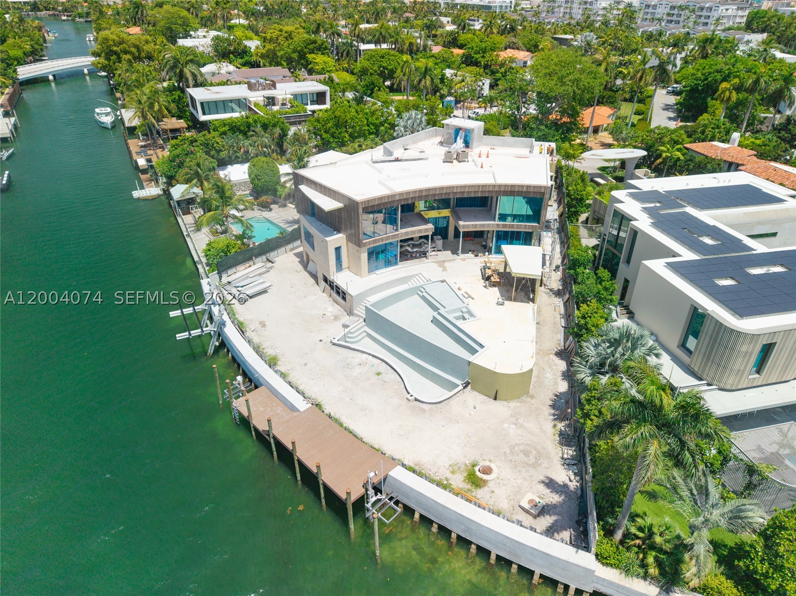 1649 W 22nd St, Miami Beach FL 33140
