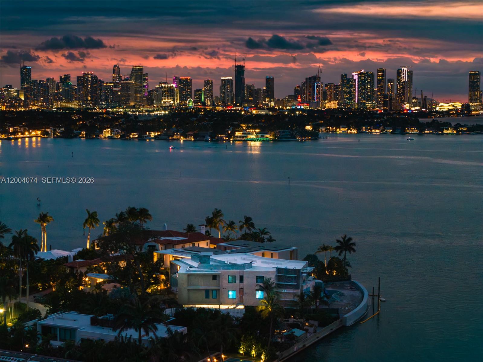 1649 W 22nd St, Miami Beach FL 33140