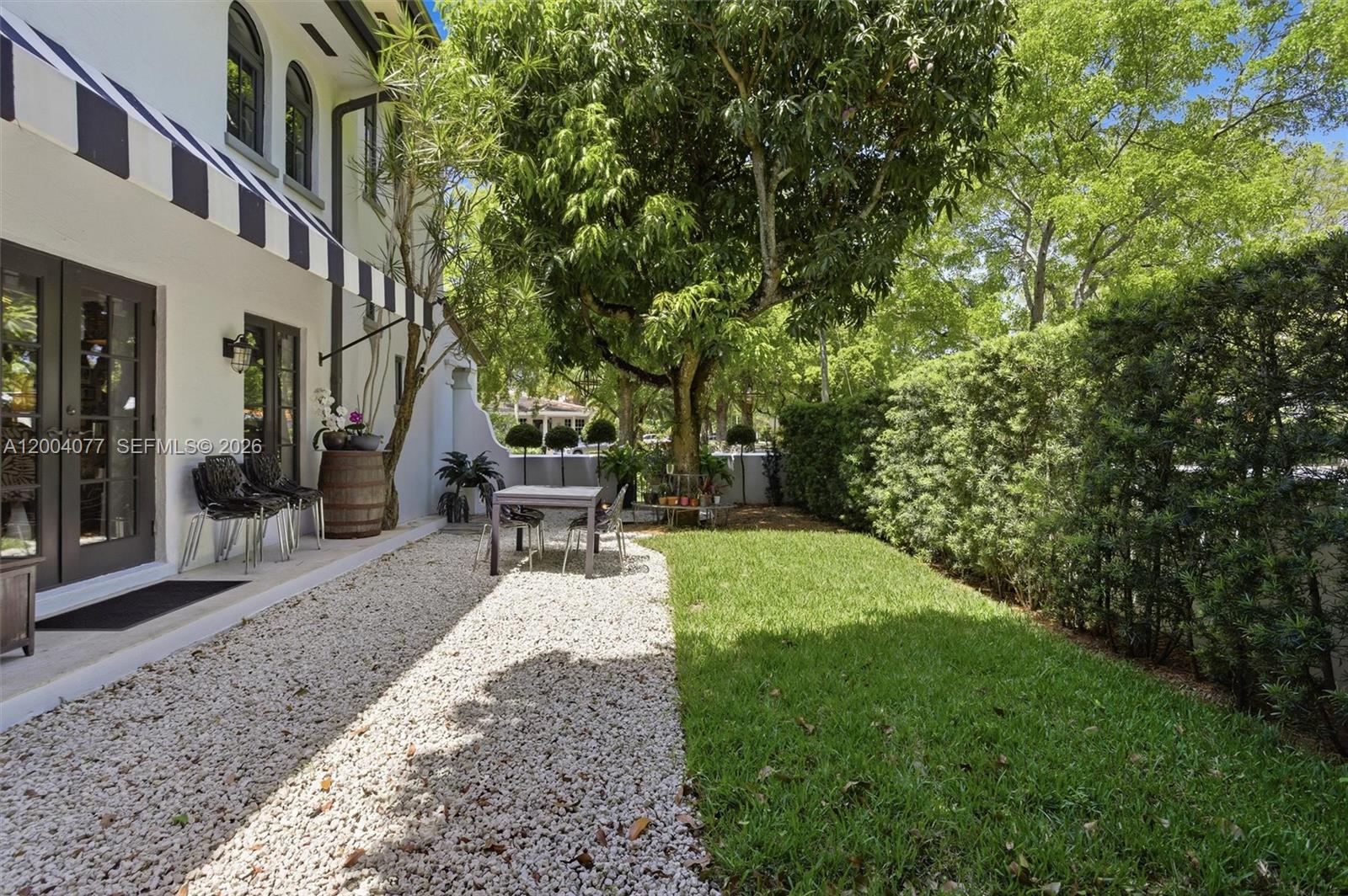 1103 Pizarro St, Coral Gables FL 33134
