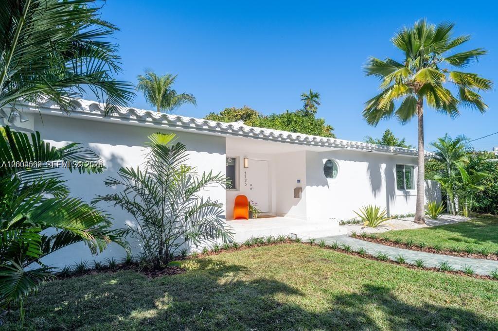 1123 Bay Dr, Miami Beach FL 33141