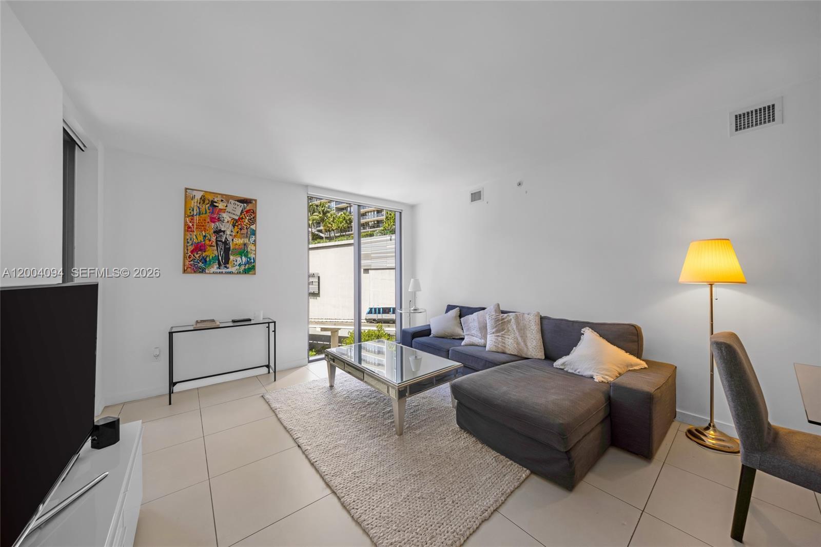 31 SE 6th St #907, Miami FL 33131