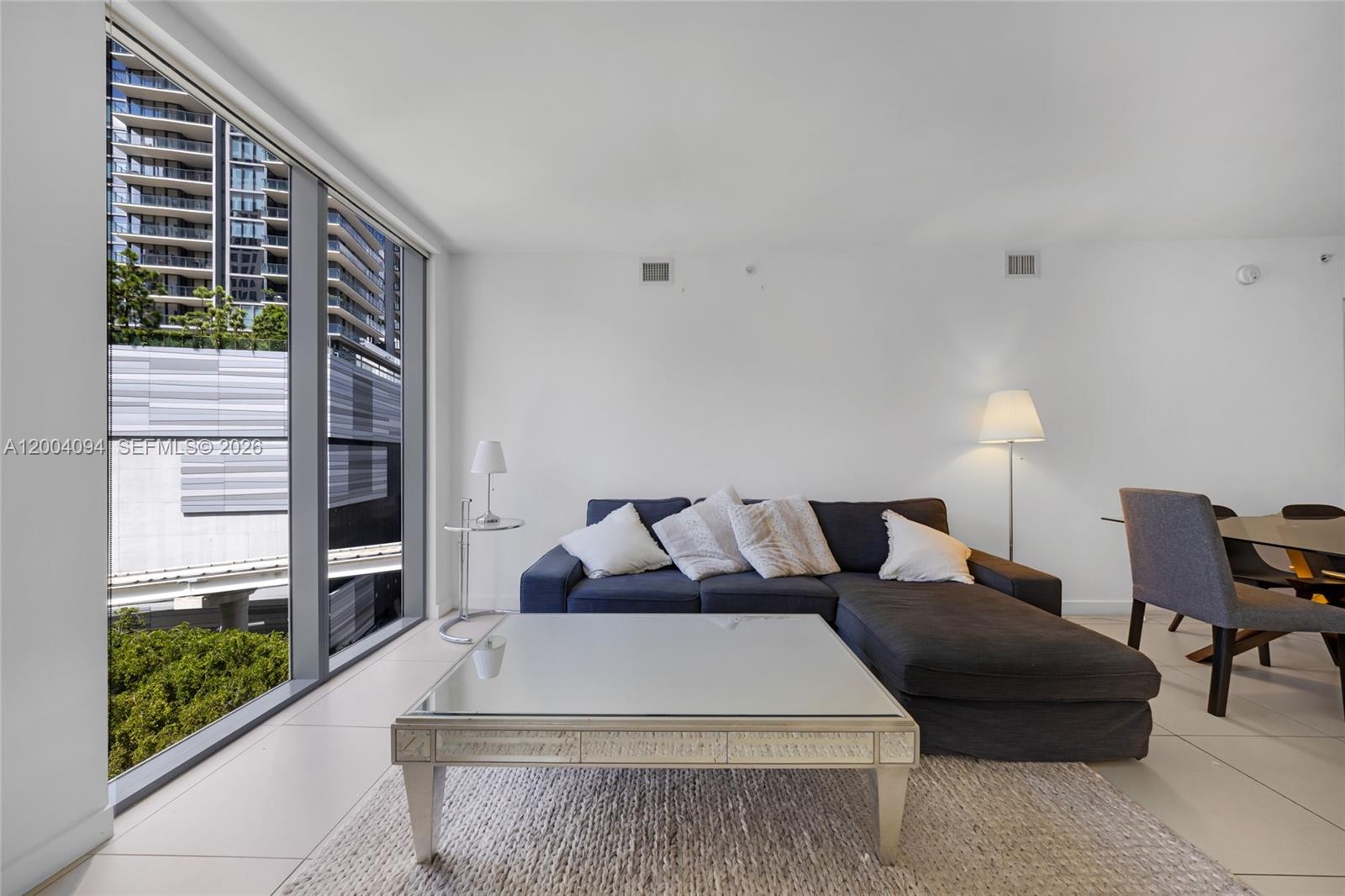 31 SE 6th St #907, Miami FL 33131