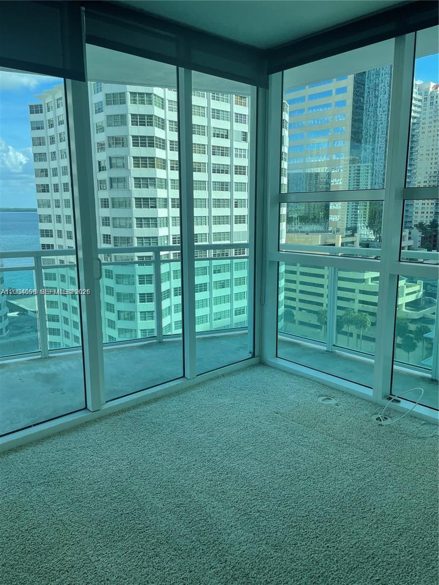 Miami FL 33131 - A12004096