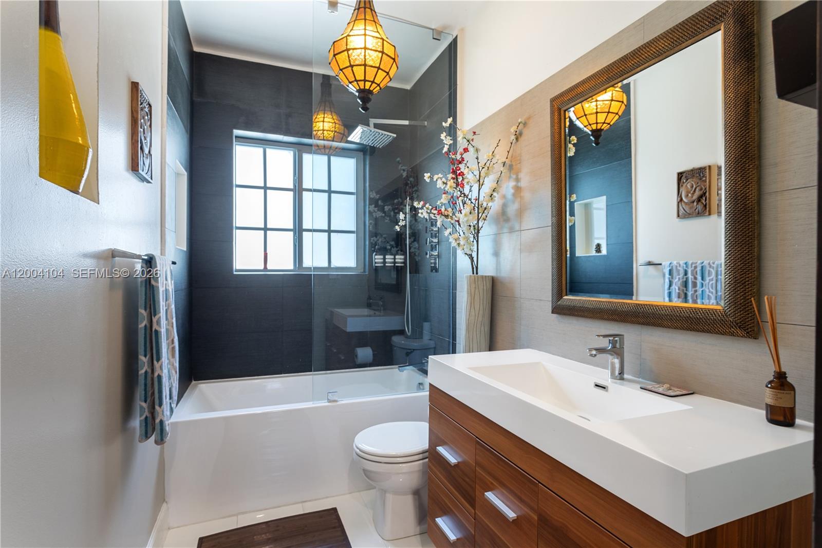 840 Lenox Ave #2, Miami Beach FL 33139