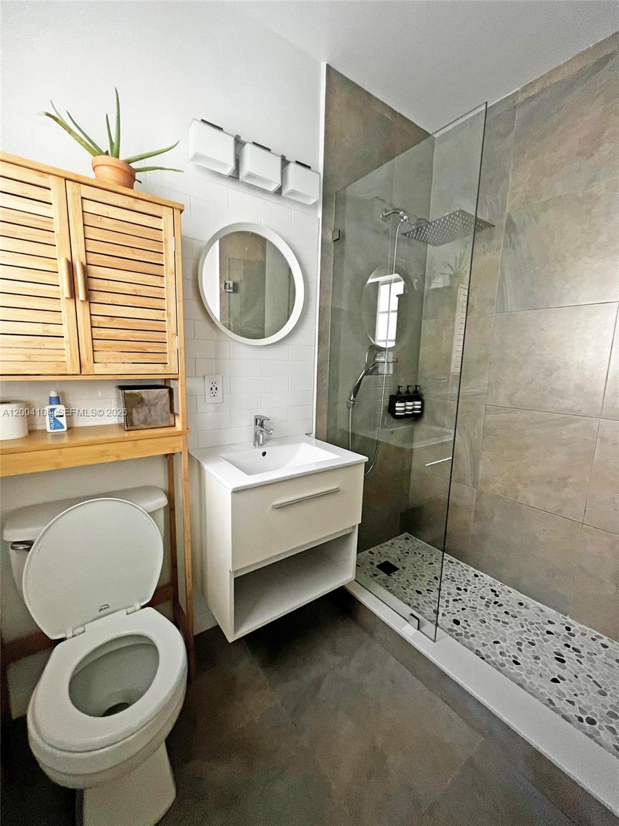 840 Lenox Ave #2, Miami Beach FL 33139