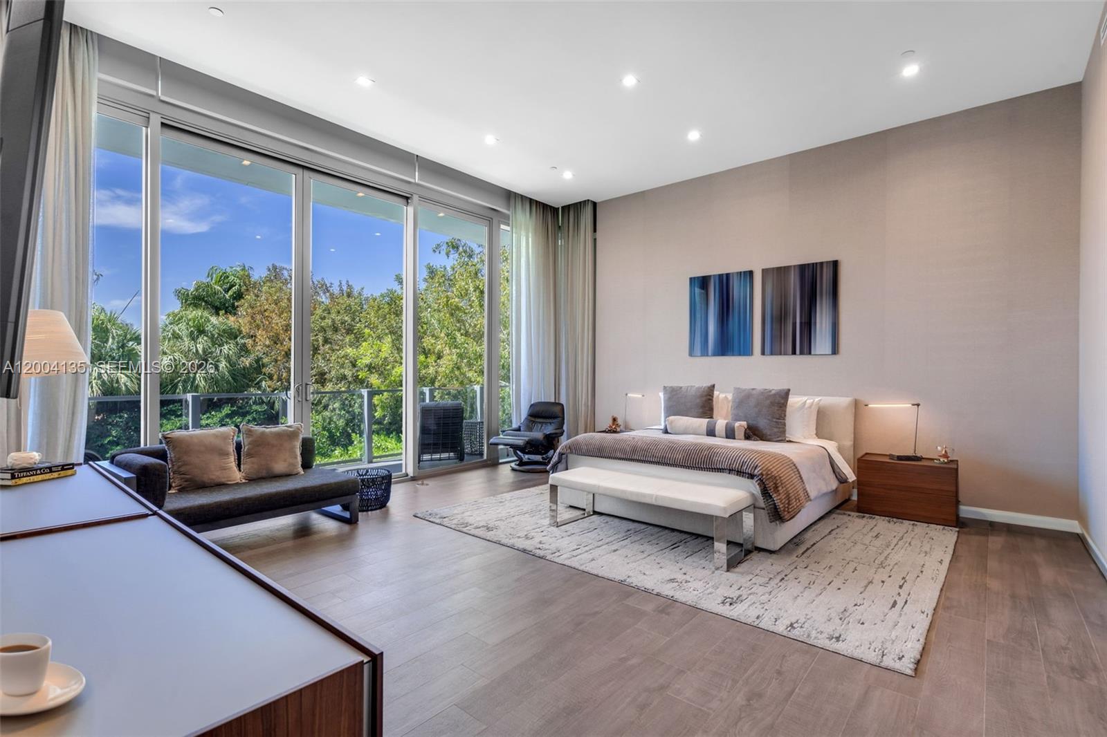 110 Reef Ln, Key Biscayne FL 33149
