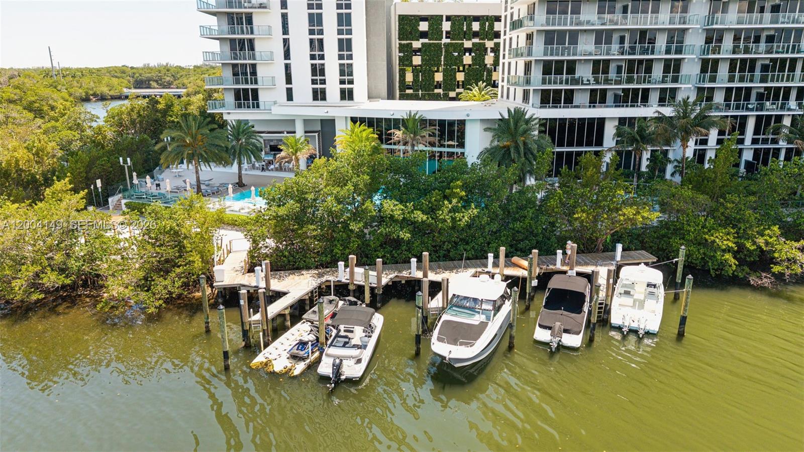 16385 Biscayne Blvd #3001, North Miami Beach FL 33160