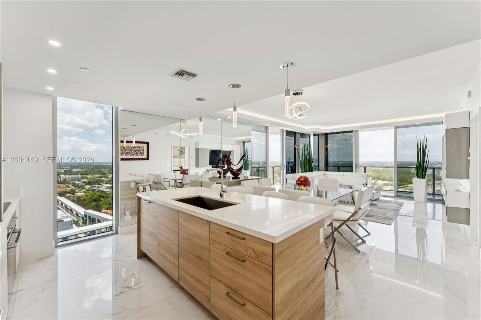 16385 Biscayne Blvd #3001, North Miami Beach FL 33160