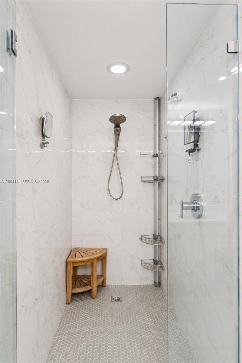 16385 Biscayne Blvd #3001, North Miami Beach FL 33160