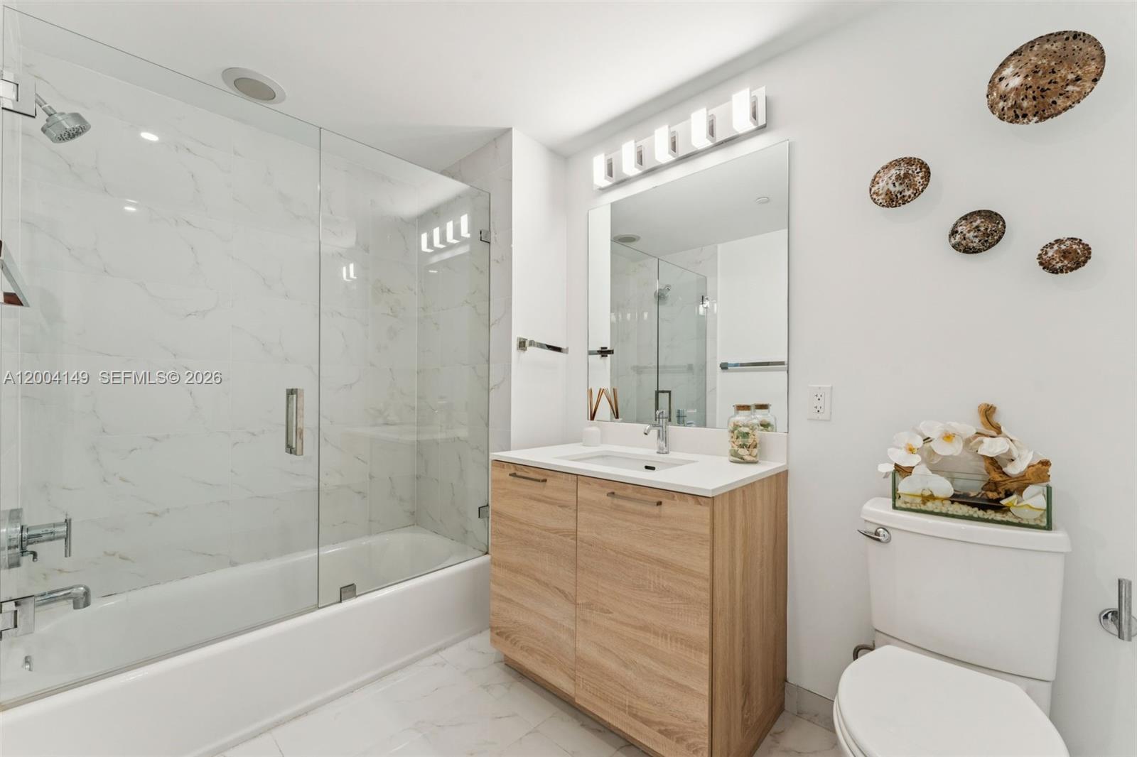 16385 Biscayne Blvd #3001, North Miami Beach FL 33160