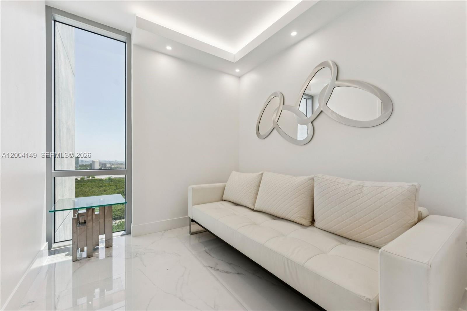16385 Biscayne Blvd #3001, North Miami Beach FL 33160