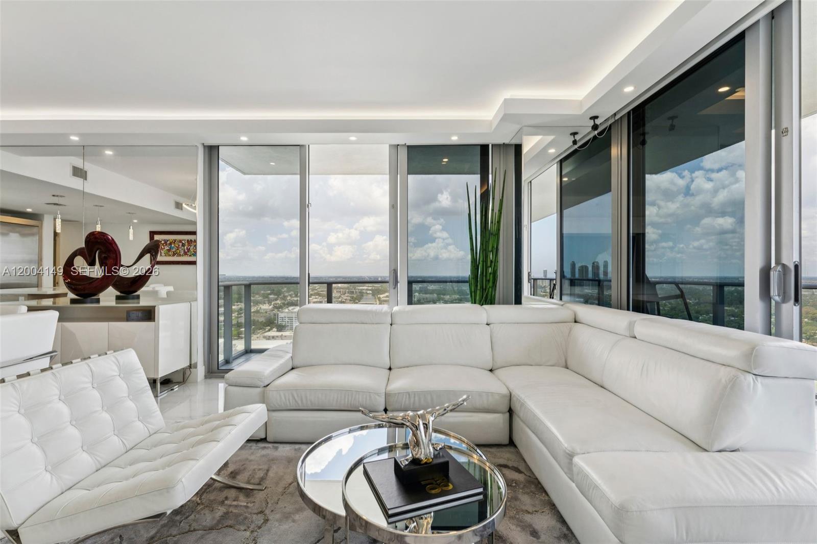 16385 Biscayne Blvd #3001, North Miami Beach FL 33160