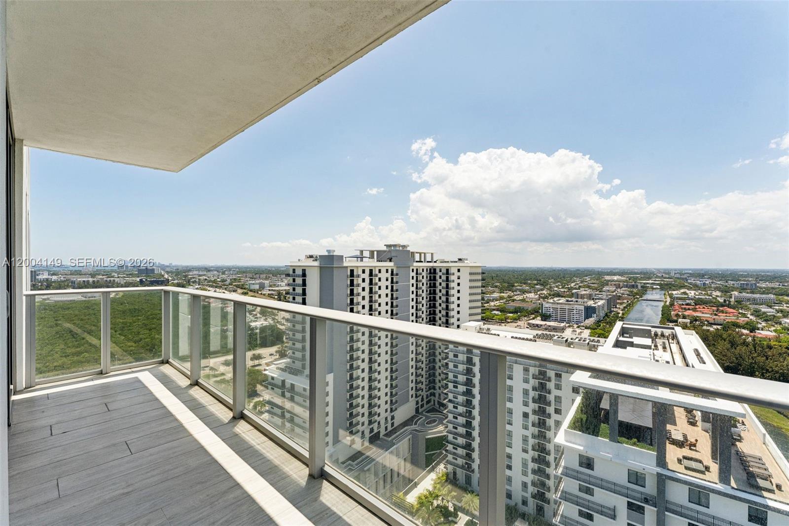 16385 Biscayne Blvd #3001, North Miami Beach FL 33160