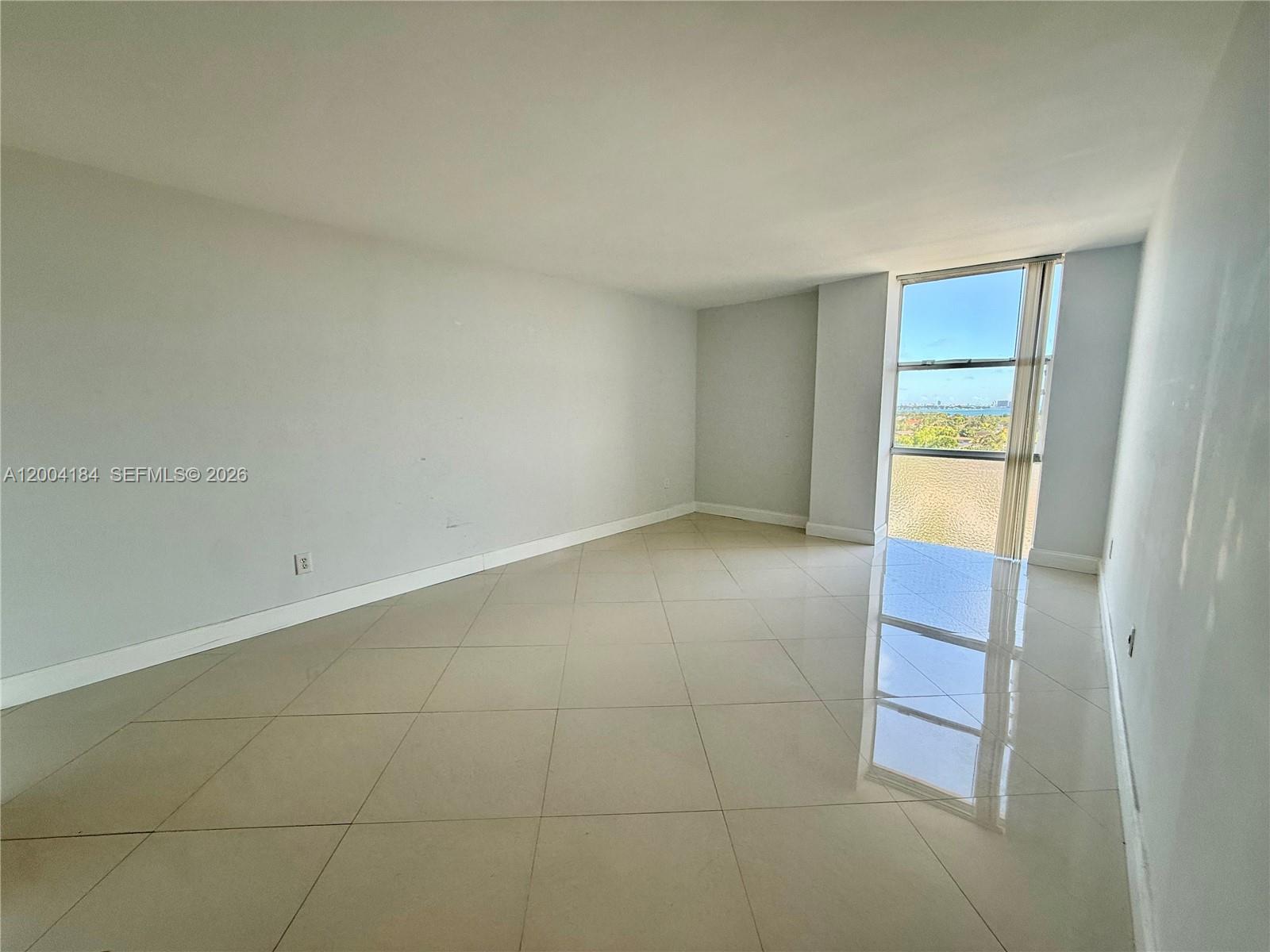 2350 NE 135th St #1207, North Miami FL 33181