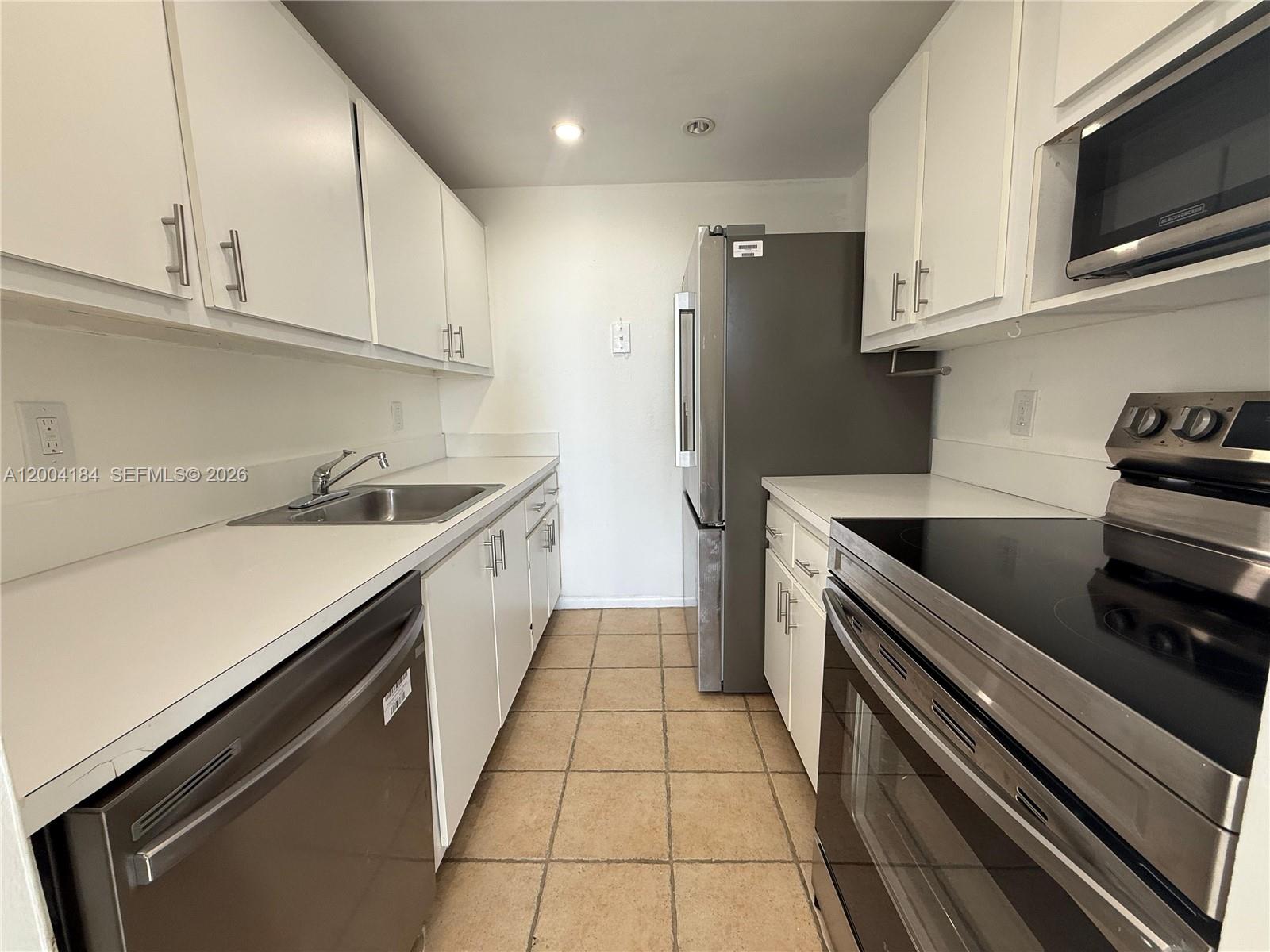 2350 NE 135th St #1207, North Miami FL 33181