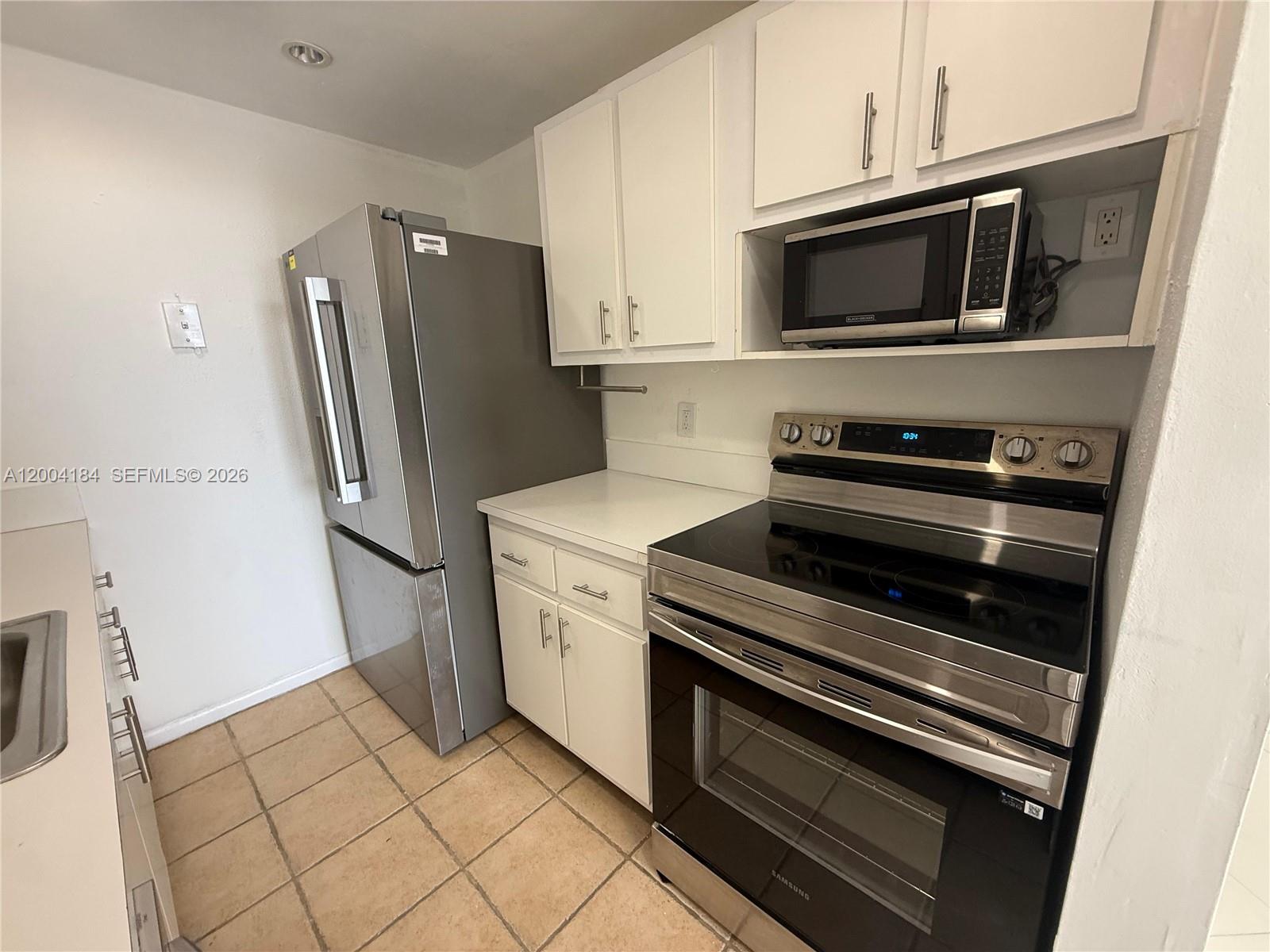 2350 NE 135th St #1207, North Miami FL 33181