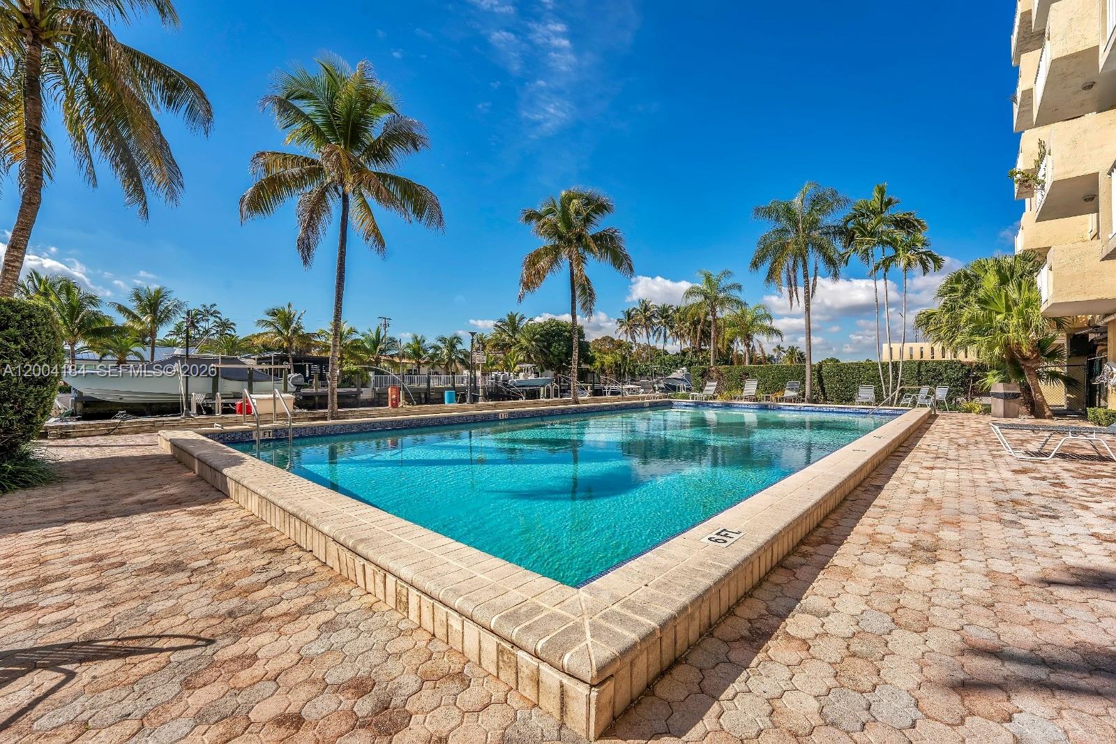 2350 NE 135th St #1207, North Miami FL 33181