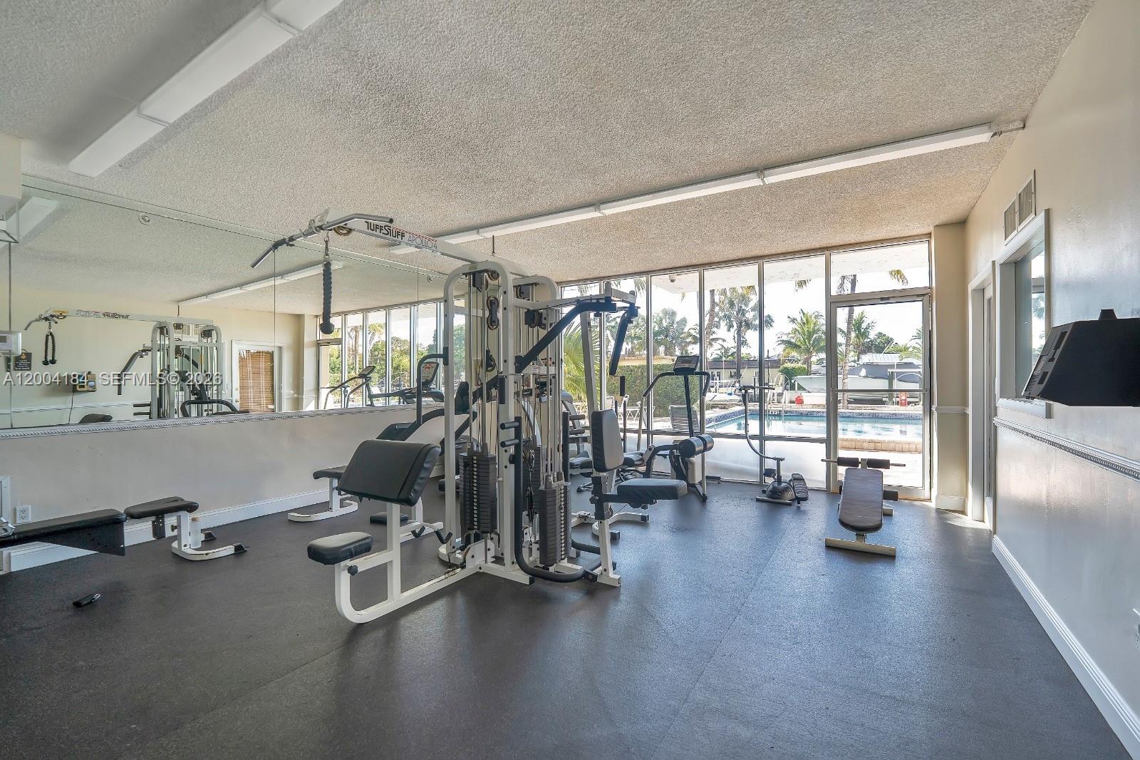 2350 NE 135th St #1207, North Miami FL 33181