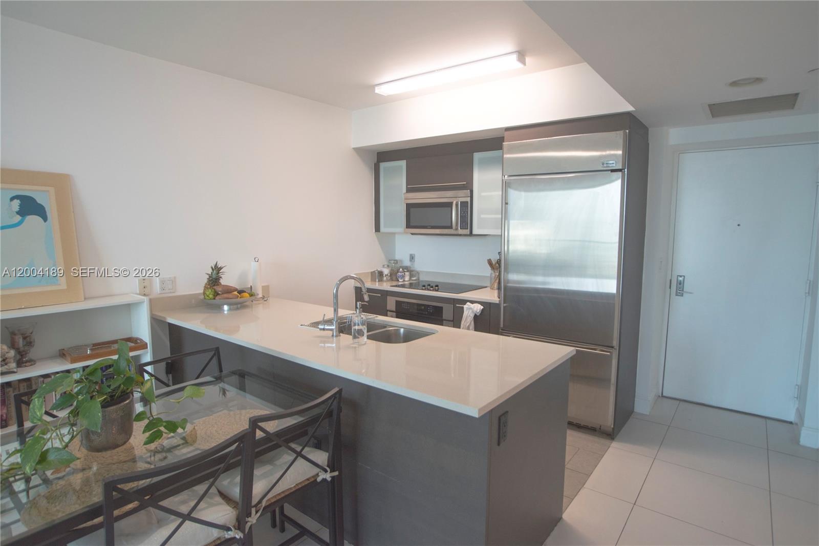 55 SE 6th St #2804, Miami FL 33131