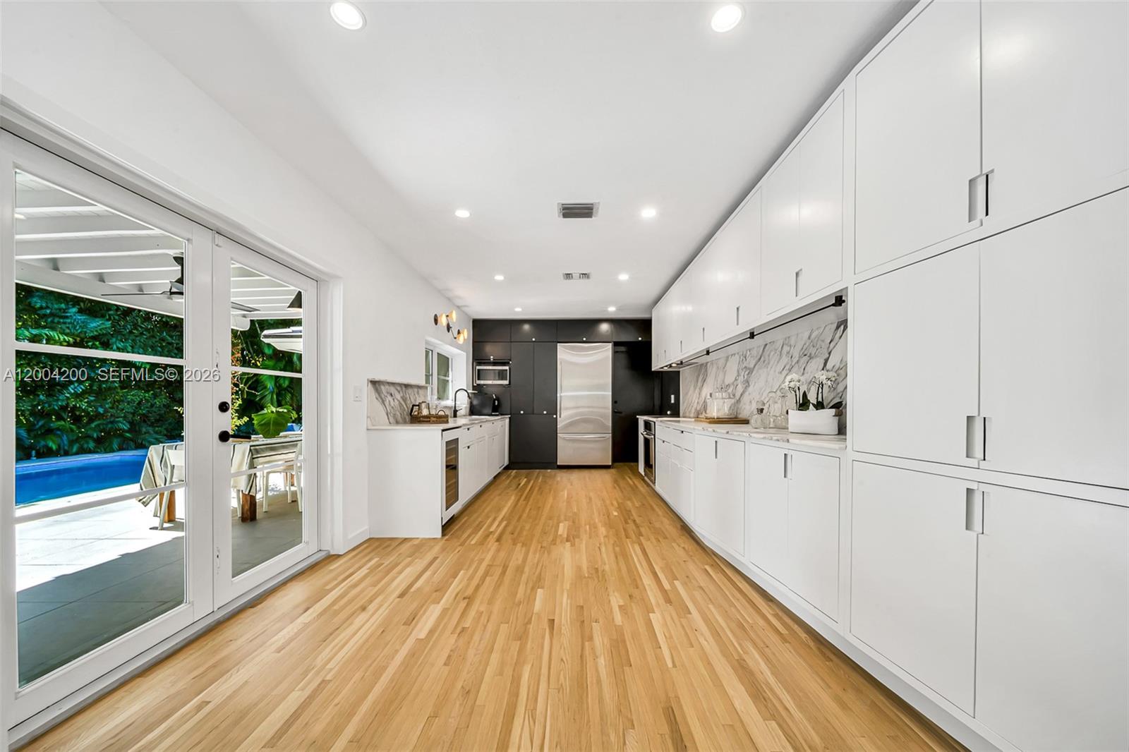 1010 Placetas Ave, Coral Gables FL 33146