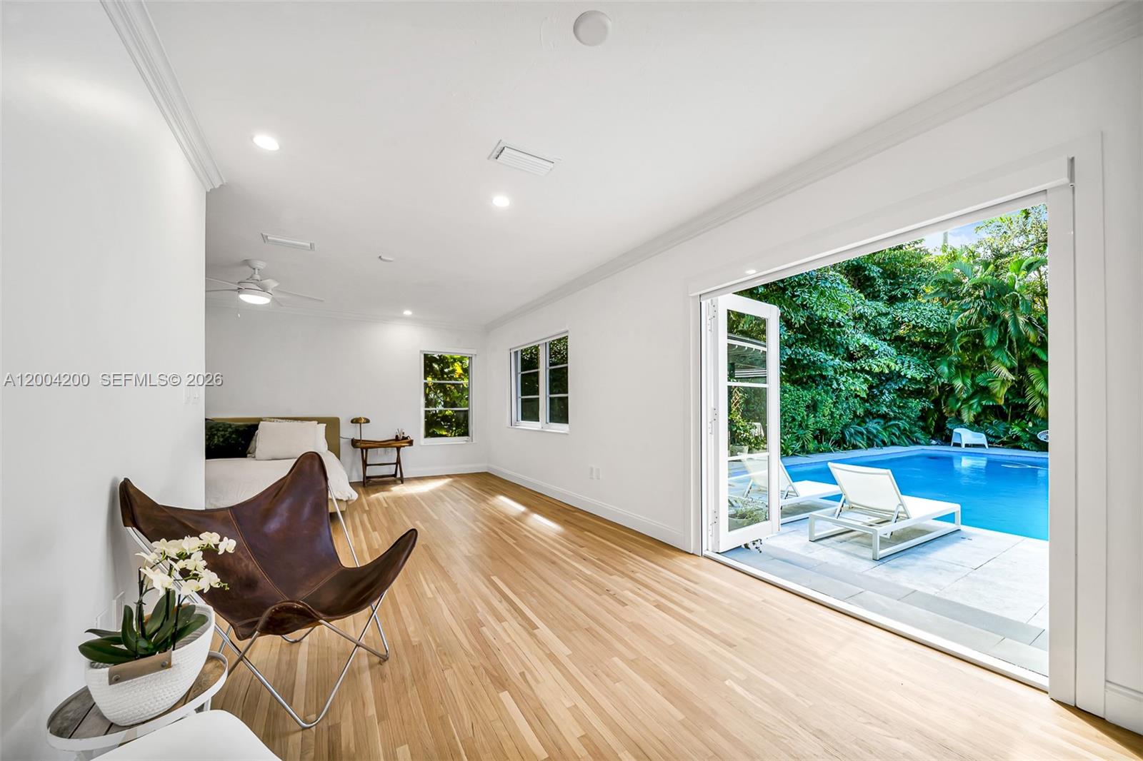 1010 Placetas Ave, Coral Gables FL 33146