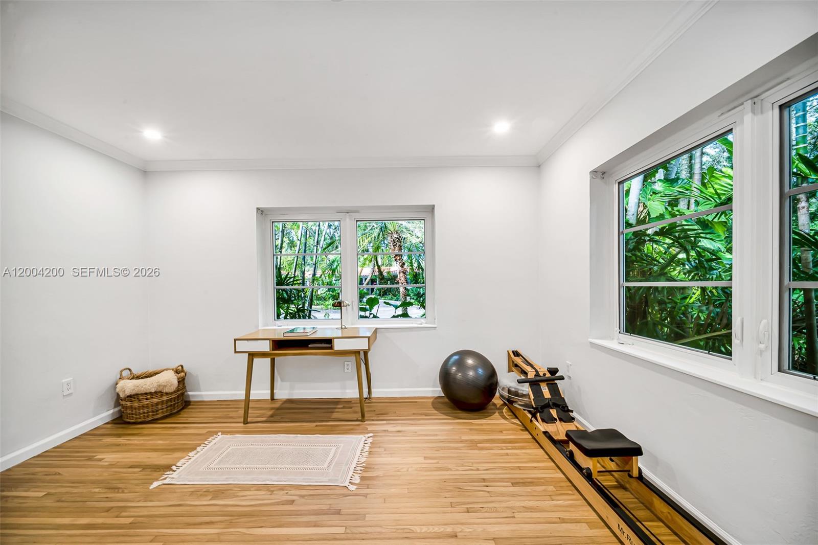 1010 Placetas Ave, Coral Gables FL 33146