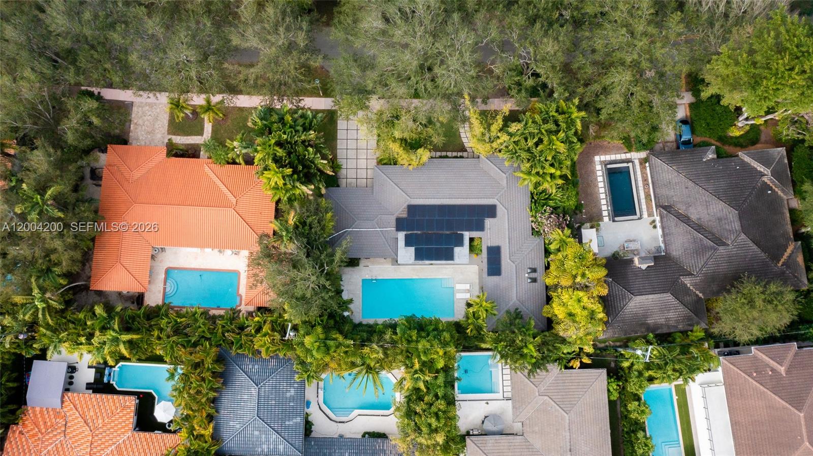 1010 Placetas Ave, Coral Gables FL 33146