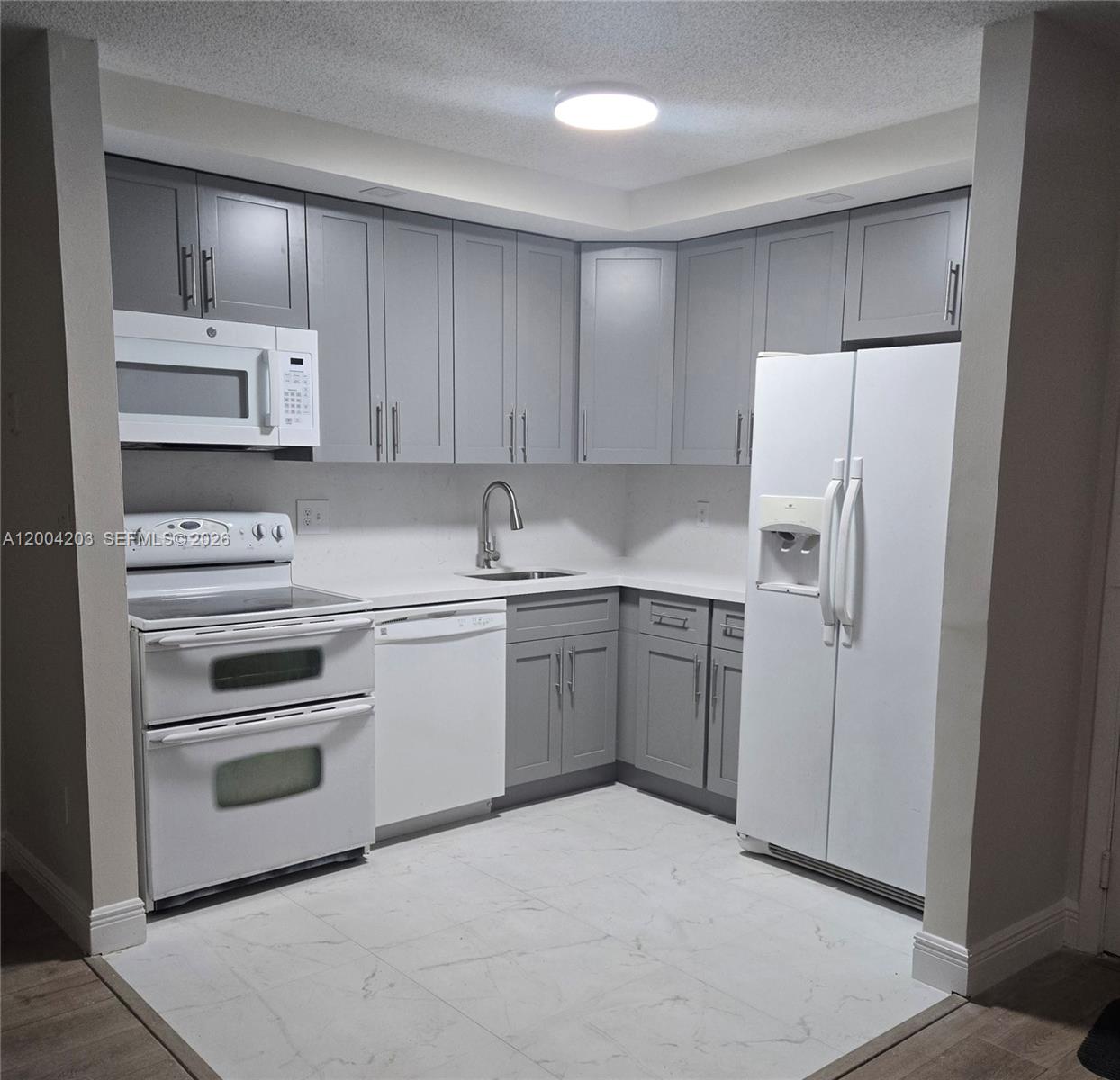 9610 S Belfort Cir #107, Tamarac FL 33321