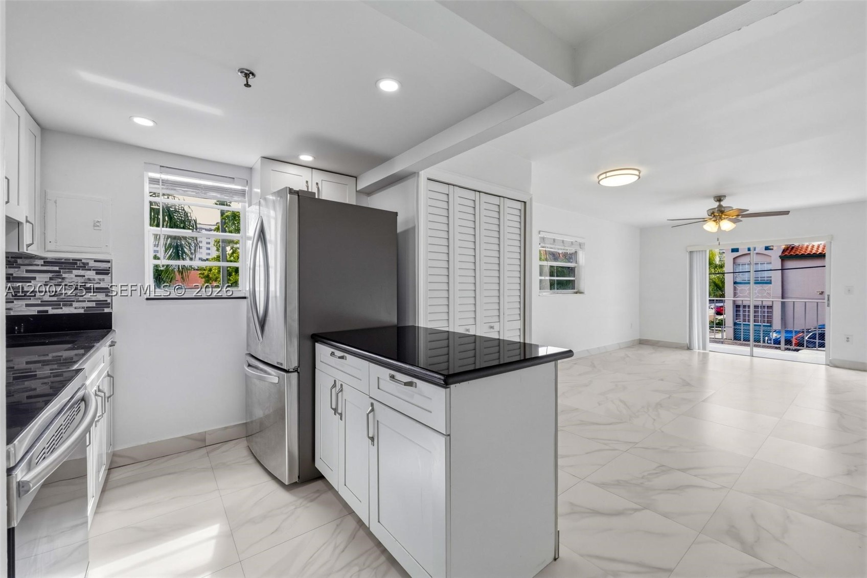 140 NW 14th Ave #9, Miami FL 33125