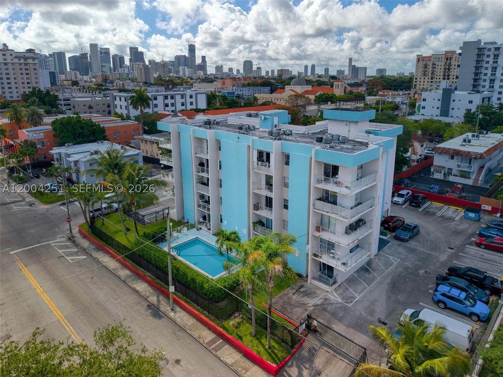 140 NW 14th Ave #9, Miami FL 33125