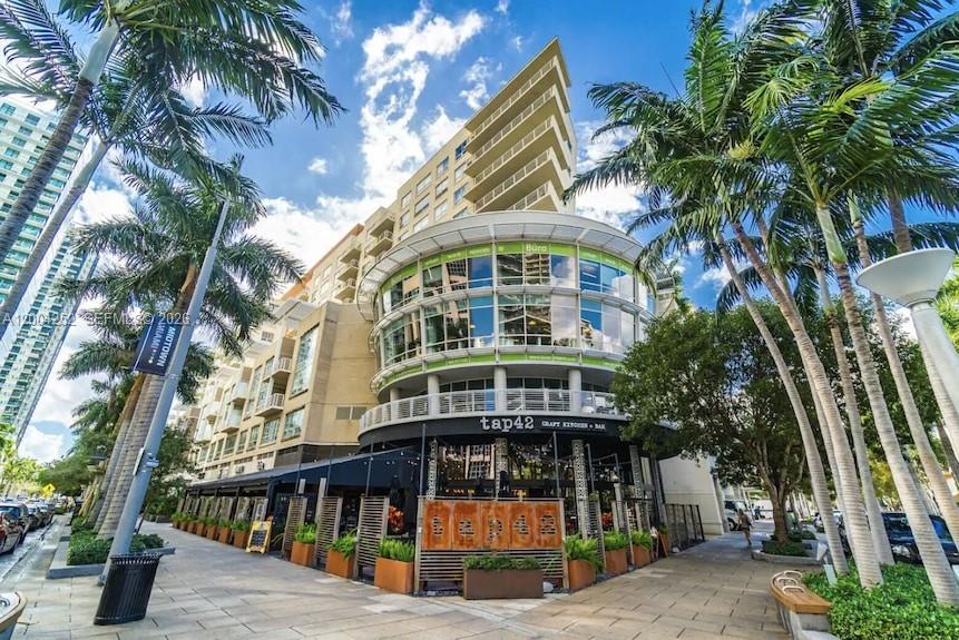 3250 NE 1st Ave #913, Miami FL 33137