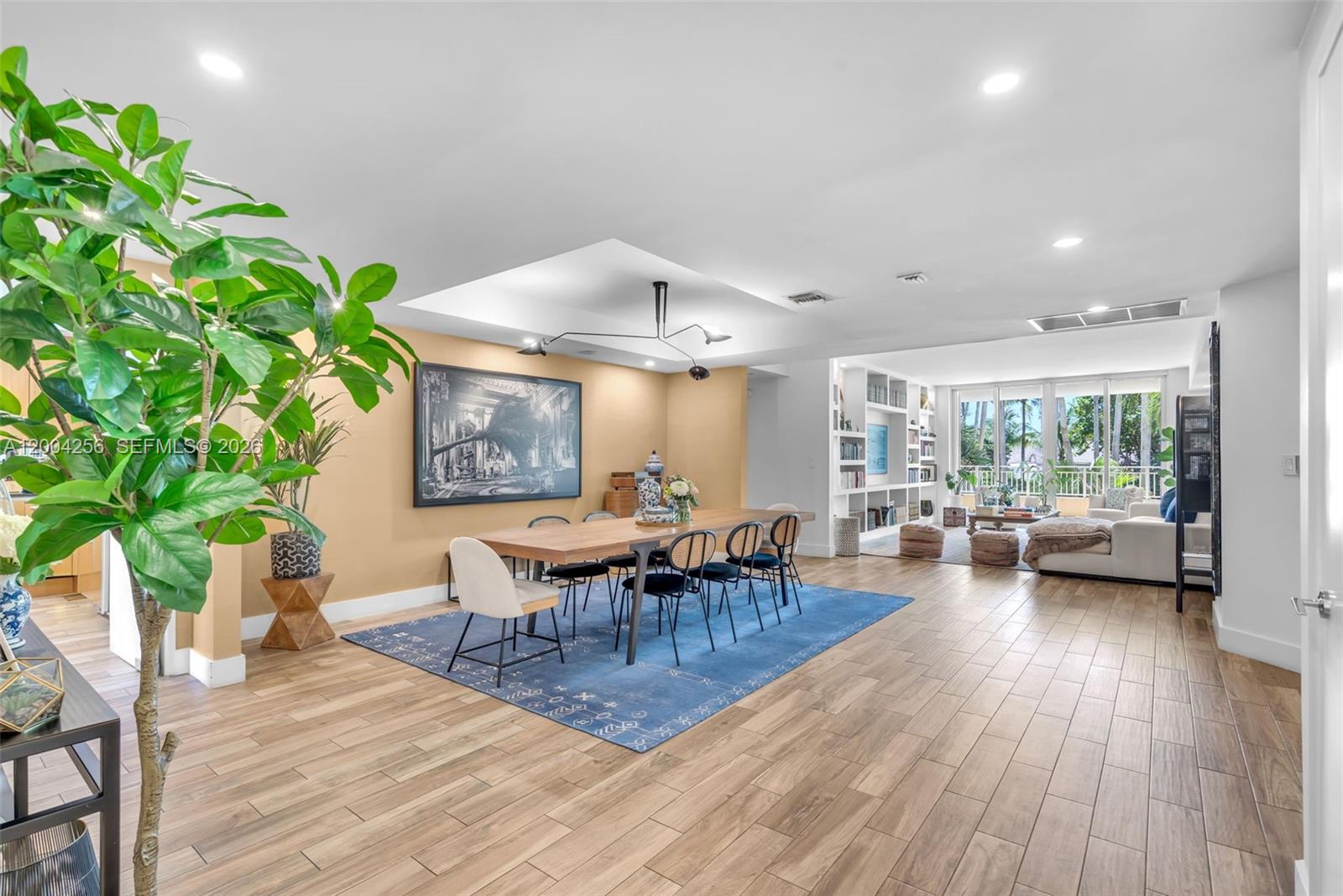 791 Crandon Blvd #302, Key Biscayne FL 33149